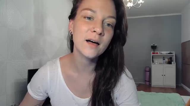 Gallery image thumbnail from Qi_ra's myfreecams stream on, 09/08/2025, 07:36 image 10 of 20