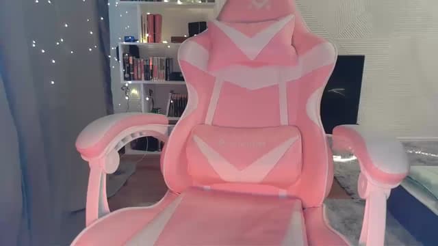 Gallery image thumbnail from Qi_ra's myfreecams stream on, 09/24/2025, 08:56 image 19 of 20