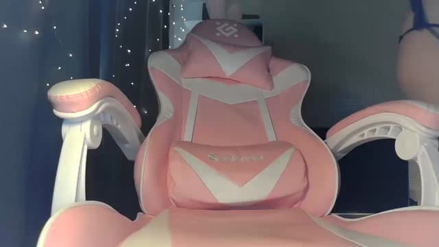 Gallery image thumbnail from Qi_ra's myfreecams stream on, 09/26/2025, 07:50 image 3 of 20