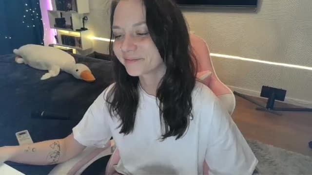Gallery image thumbnail from Qi_ra's myfreecams stream on, 02/16/2026, 21:36 image 10 of 20