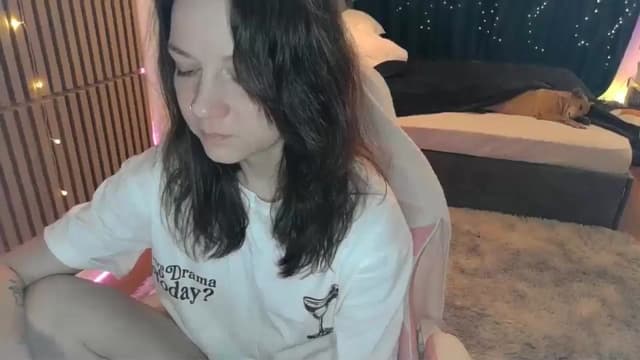 Gallery image thumbnail from Qi_ra's myfreecams stream on, 02/22/2026, 17:12 image 16 of 20