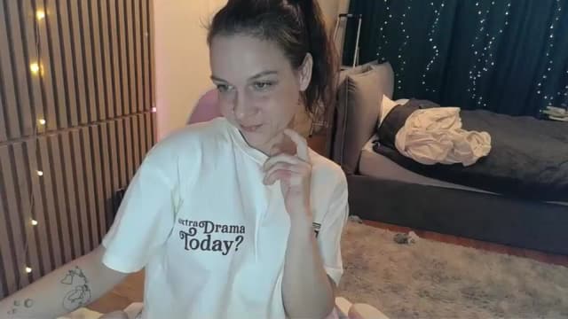 Gallery image thumbnail from Qi_ra's myfreecams stream on, 02/28/2026, 20:11 image 20 of 20