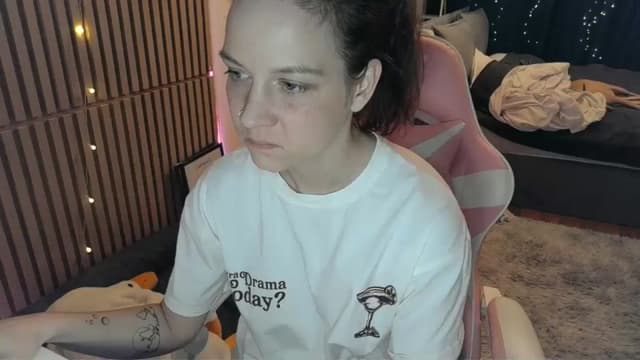 Gallery image thumbnail from Qi_ra's myfreecams stream on, 02/28/2026, 22:56 image 16 of 20