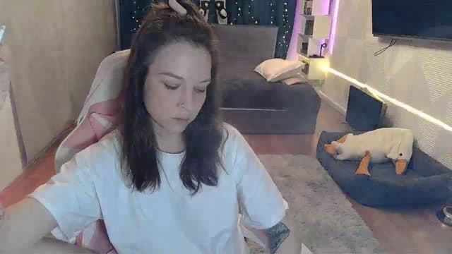 Gallery image thumbnail from Qi_ra's myfreecams stream on, 03/05/2026, 18:40 image 12 of 20