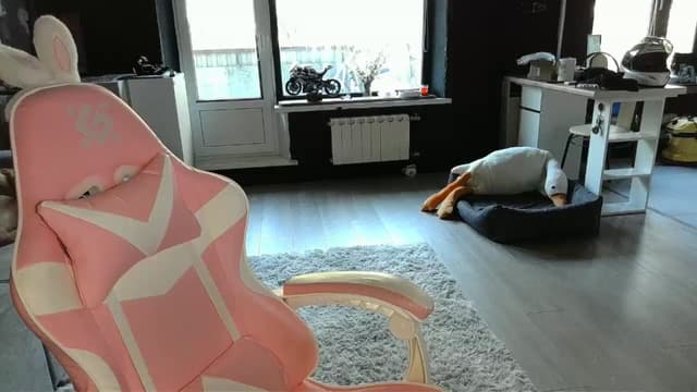Gallery image thumbnail from Qi_ra's myfreecams stream on, 05/05/2026, 04:56 image 20 of 20