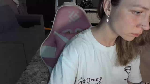 Gallery image thumbnail from Qi_ra's myfreecams stream on, 05/14/2026, 17:01 image 7 of 20