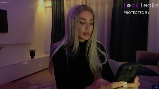 Gallery image thumbnail from Qu33n's myfreecams stream on, 10/07/2025, 10:05 image 19 of 20