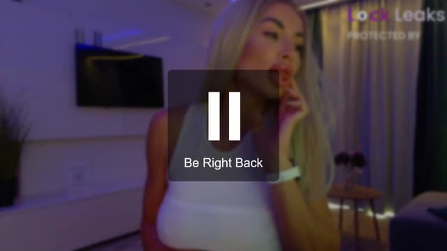 Gallery image thumbnail from Qu33n's myfreecams stream on, 10/15/2025, 08:10 image 17 of 20
