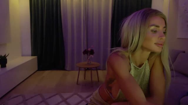 Gallery image thumbnail from Qu33n's myfreecams stream on, 12/02/2025, 20:09 image 19 of 20