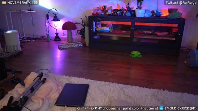 Gallery image thumbnail from Reige's myfreecams stream on, 11/28/2022, 06:06 image 11 of 20