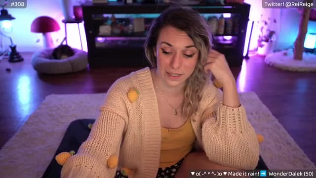Gallery image thumbnail from Reige's myfreecams stream on, 04/19/2024, 08:21 image 17 of 20