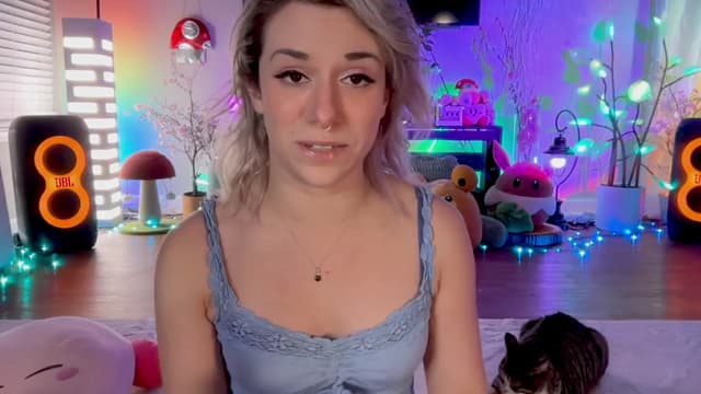 Gallery image thumbnail from Reige's myfreecams stream on, 04/14/2026, 10:46 image 1 of 20