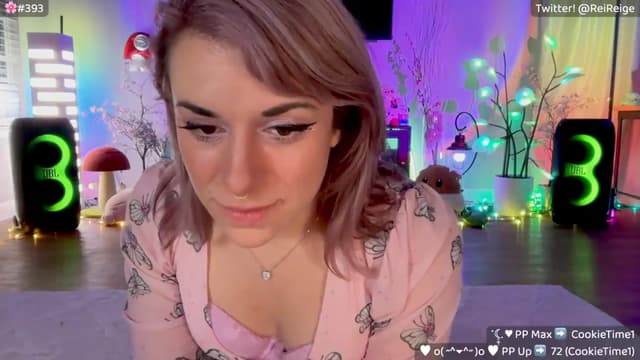 Gallery image thumbnail from Reige's myfreecams stream on, 05/04/2026, 08:03 image 5 of 20