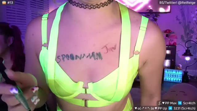 Gallery image thumbnail from Reive's myfreecams stream on, 11/22/2025, 12:24 image 6 of 20