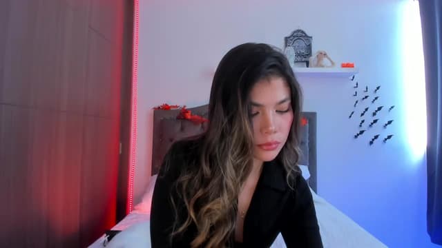 Gallery image thumbnail from SOF__'s myfreecams stream on, 10/21/2025, 19:04 image 17 of 20