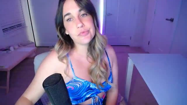 Gallery image thumbnail from Scout's myfreecams stream on, 08/30/2025, 01:42 image 16 of 20