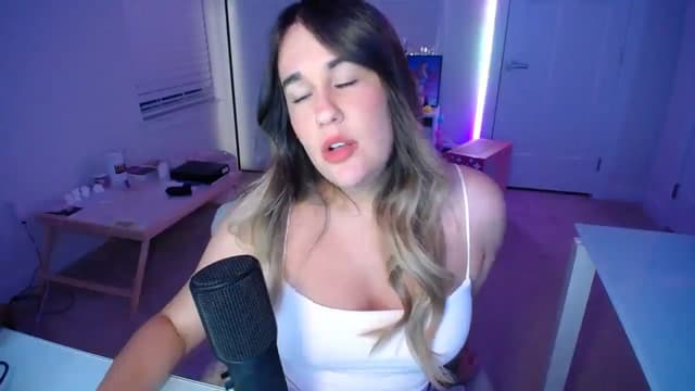 Gallery image thumbnail from Scout's myfreecams stream on, 11/02/2025, 03:45 image 9 of 20