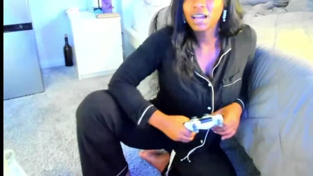Gallery image thumbnail from Seven's myfreecams stream on, 12/12/2022, 21:24 image 8 of 20