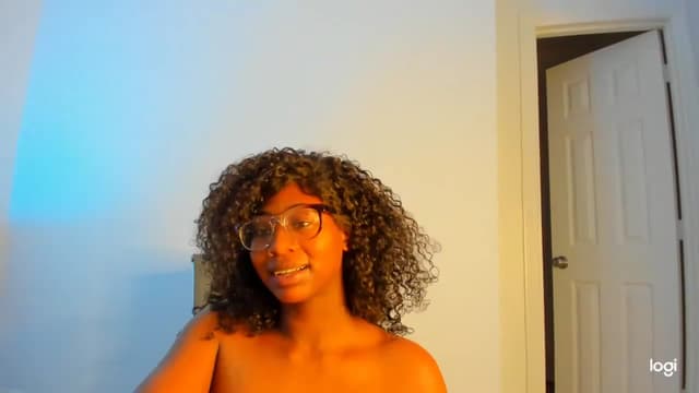 Gallery image thumbnail from Seven's myfreecams stream on, 02/03/2023, 08:14 image 3 of 20
