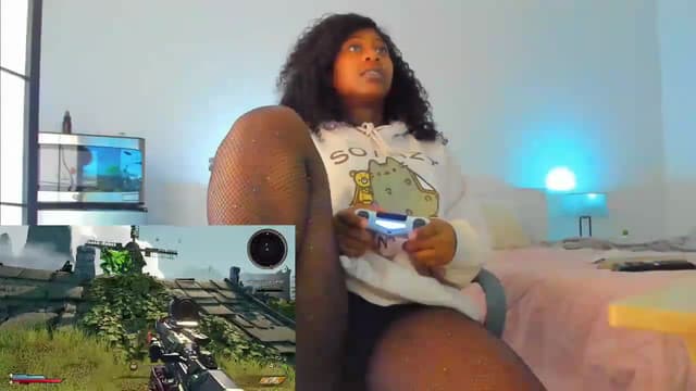 Gallery image thumbnail from Seven's myfreecams stream on, 02/04/2023, 20:13 image 7 of 20