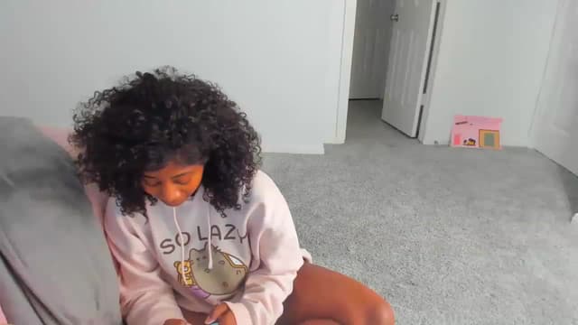 Gallery image thumbnail from Seven's myfreecams stream on, 02/04/2023, 23:19 image 2 of 20