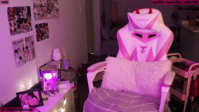 Gallery image thumbnail from SeySo's myfreecams stream on, 11/17/2022, 07:51 image 19 of 20