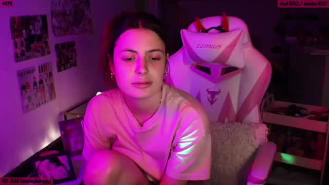 Gallery image thumbnail from SeySo's myfreecams stream on, 11/26/2022, 05:58 image 20 of 20