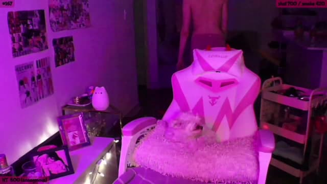 Gallery image thumbnail from SeySo's myfreecams stream on, 11/26/2022, 09:49 image 6 of 20