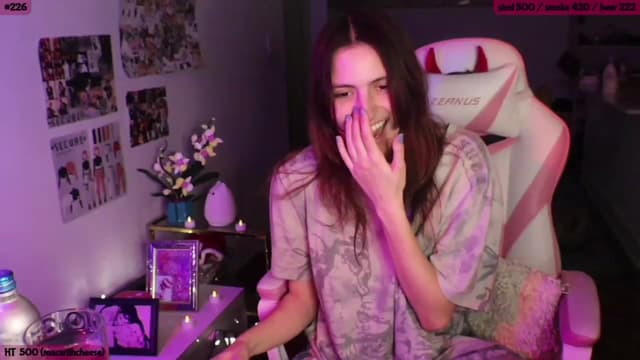 Gallery image thumbnail from SeySo's myfreecams stream on, 01/01/2023, 08:27 image 3 of 20