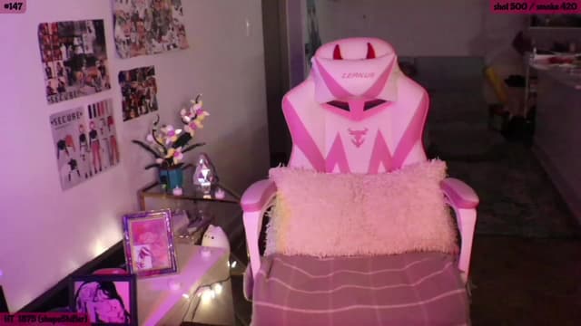 Gallery image thumbnail from SeySo's myfreecams stream on, 01/05/2023, 04:55 image 9 of 20
