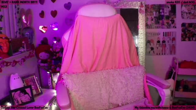Gallery image thumbnail from SeySo's myfreecams stream on, 02/08/2023, 06:19 image 11 of 20