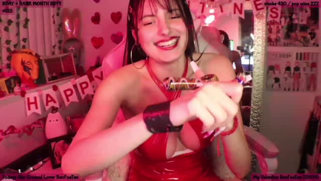 Gallery image thumbnail from SeySo's myfreecams stream on, 02/15/2023, 06:37 image 4 of 20