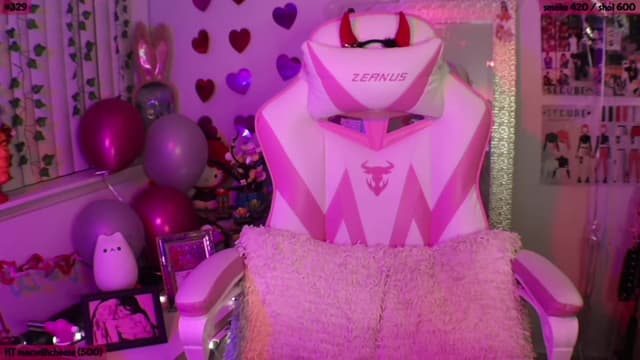 Gallery image thumbnail from SeySo's myfreecams stream on, 03/03/2023, 07:07 image 10 of 20