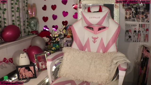 Gallery image thumbnail from SeySo's myfreecams stream on, 03/08/2023, 24:53 image 15 of 20