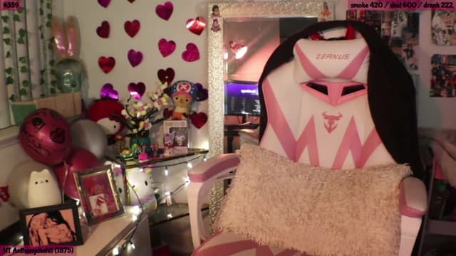 Gallery image thumbnail from SeySo's myfreecams stream on, 03/09/2023, 02:25 image 17 of 20