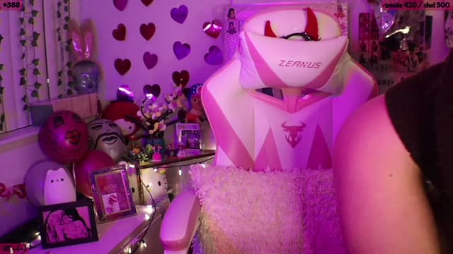Gallery image thumbnail from SeySo's myfreecams stream on, 03/14/2023, 03:08 image 2 of 20