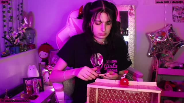 Gallery image thumbnail from SeySo's myfreecams stream on, 03/27/2023, 04:14 image 12 of 20
