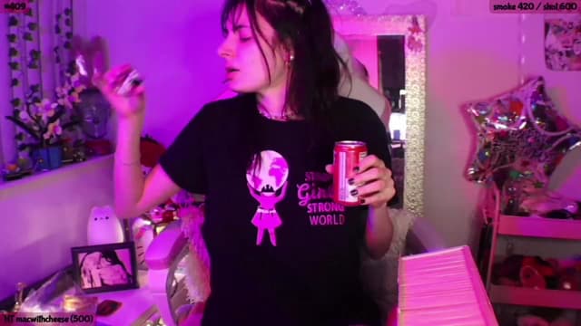 Gallery image thumbnail from SeySo's myfreecams stream on, 03/27/2023, 04:14 image 10 of 20