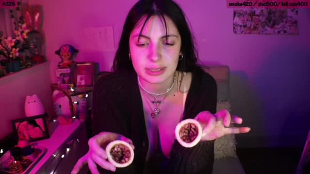 Gallery image thumbnail from SeySo's myfreecams stream on, 05/01/2023, 06:47 image 16 of 20