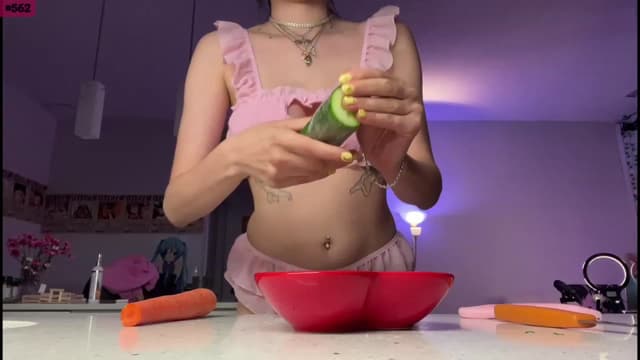 Gallery image thumbnail from SeySo's myfreecams stream on, 06/11/2023, 02:48 image 13 of 20