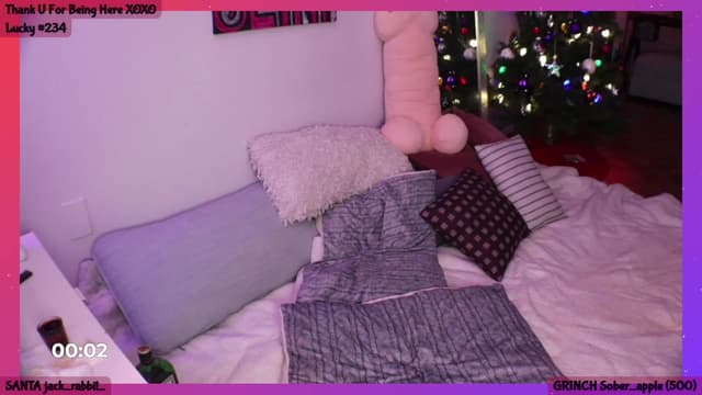 Gallery image thumbnail from Seynt's myfreecams stream on, 12/22/2023, 07:31 image 12 of 20