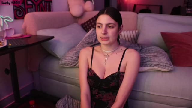 Gallery image thumbnail from Seynt's myfreecams stream on, 01/10/2024, 04:01 image 19 of 20