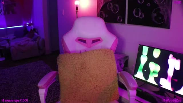 Gallery image thumbnail from Seynt's myfreecams stream on, 10/28/2024, 05:18 image 1 of 20