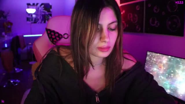 Gallery image thumbnail from Seynt's myfreecams stream on, 11/11/2024, 07:35 image 5 of 20