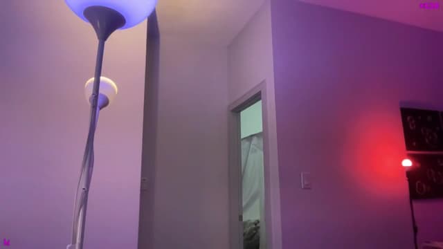 Gallery image thumbnail from Seynt's myfreecams stream on, 11/13/2024, 04:28 image 14 of 20