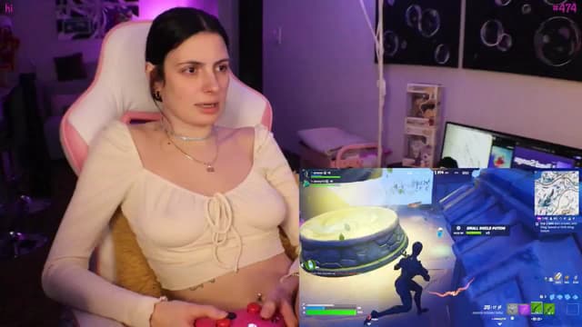 Gallery image thumbnail from Seynt's myfreecams stream on, 01/14/2025, 07:05 image 3 of 20