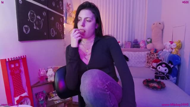 Gallery image thumbnail from Seynt's myfreecams stream on, 05/30/2025, 04:46 image 10 of 20