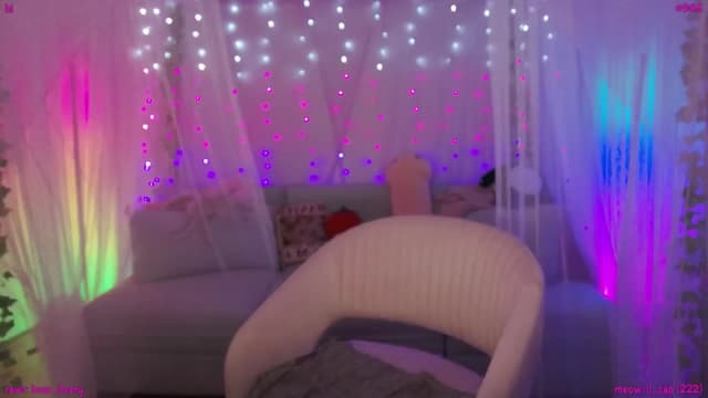 Gallery image thumbnail from Seynt's myfreecams stream on, 08/22/2025, 05:41 image 2 of 20