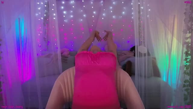Gallery image thumbnail from Seynt's myfreecams stream on, 08/22/2025, 05:41 image 17 of 20