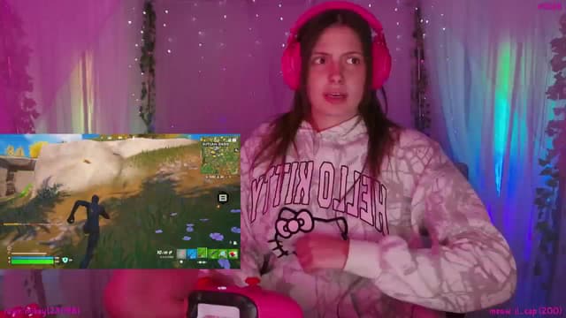 Gallery image thumbnail from Seynt's myfreecams stream on, 09/05/2025, 01:26 image 18 of 20
